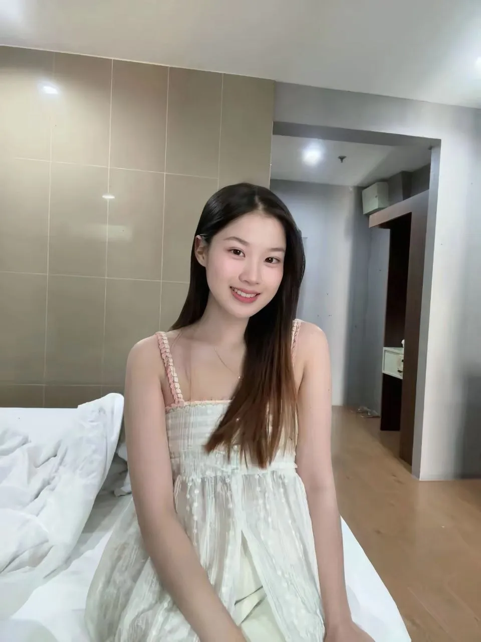 องุ่น พื้นที่รับงาน กรุงเทพมหานคร เขตห้วยขวาง - 23 ปี | NongNong องุ่น รับงานไซด์ไลน์ กรุงเทพมหานคร เขตห้วยขวาง รัชดา 17 รูปที่ 1 | NongNong