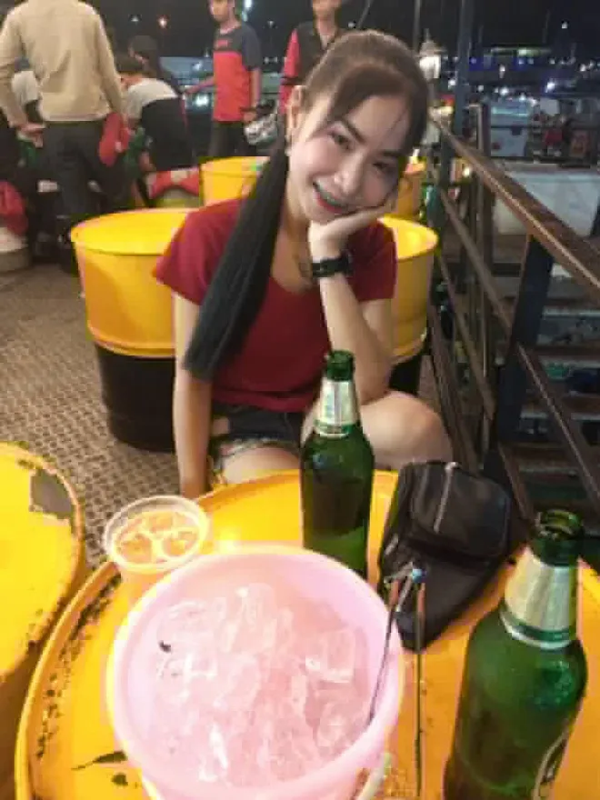 คิวว่าง น้องดีดี้ รับงานไซด์ไลน์ กรุงเทพมหานคร เขตสาทร สุขุมวิท คลองเตย กทม นอกสถานที่โอนค่ารถไปได้ รูปที่ 3 | NongNong