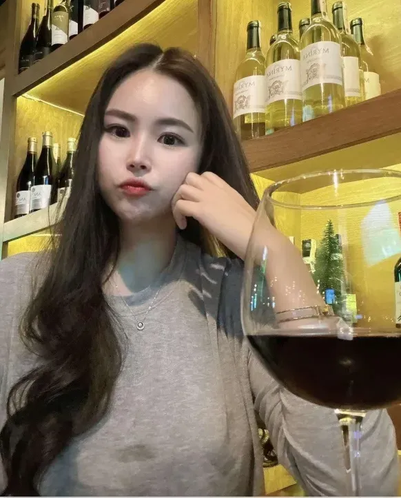 จีอา พื้นที่รับงาน กรุงเทพมหานคร เขตห้วยขวาง - 24 ปี | NongNong จีอา รับงานไซด์ไลน์ กรุงเทพมหานคร เขตห้วยขวาง รัชดา 17 รูปที่ 3 | NongNong