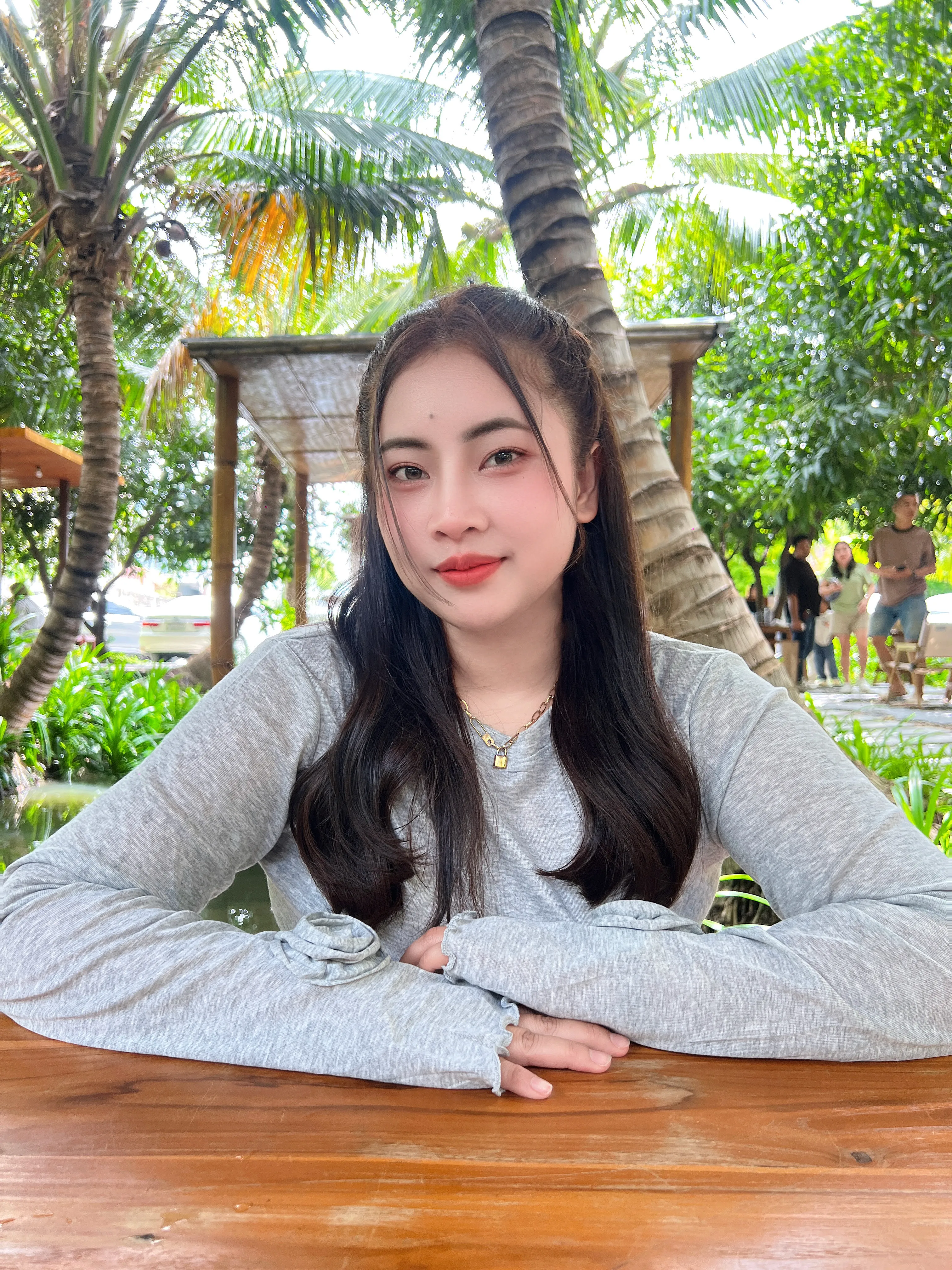 Nana ไซด์ไลน์ นนทบุรี ปากเกร็ด