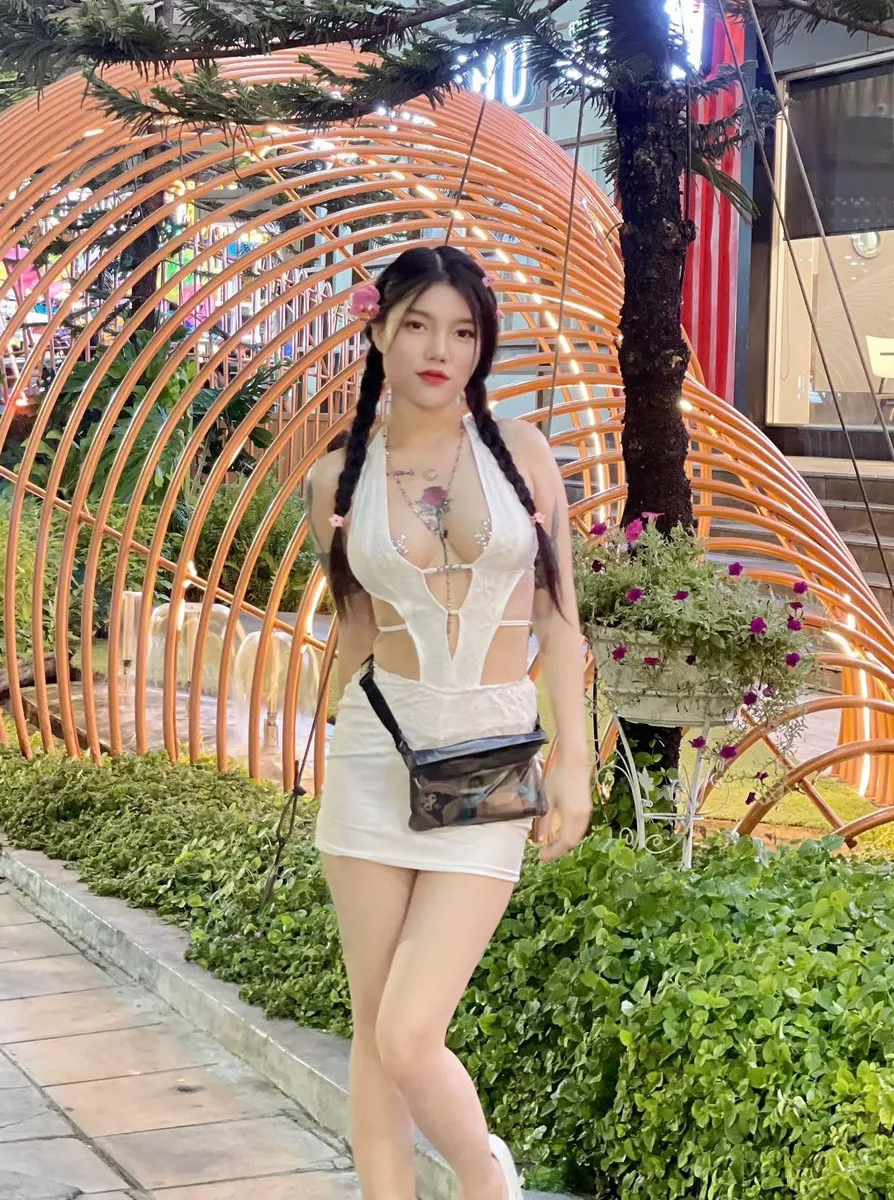 มินนี่ รับงานไซด์ไลน์ ชลบุรี พานทอง อมตะ พานทอง รูปที่ 2 | NongNong