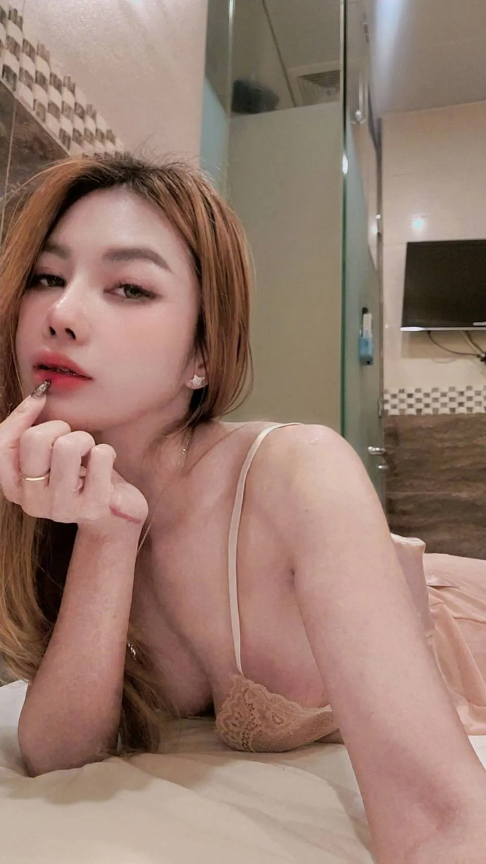นีน่า รับงานไซด์ไลน์ Bangkok Khet Sathon สาทร สีลม พระราม4 รูปที่ 2 | NongNong