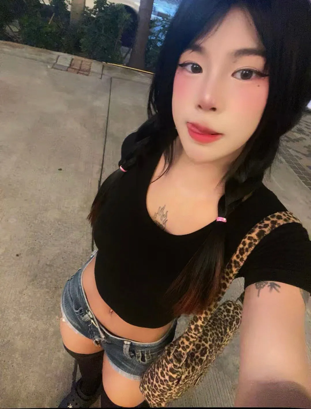 Devon-เดวอน นศ.ดาวOnlyfans รับงานไซด์ไลน์ กรุงเทพมหานคร เขตบึงกุ่ม เกษตรนวมินทร์ (เอเชีย รีสอร์ท) รูปที่ 4 | NongNong