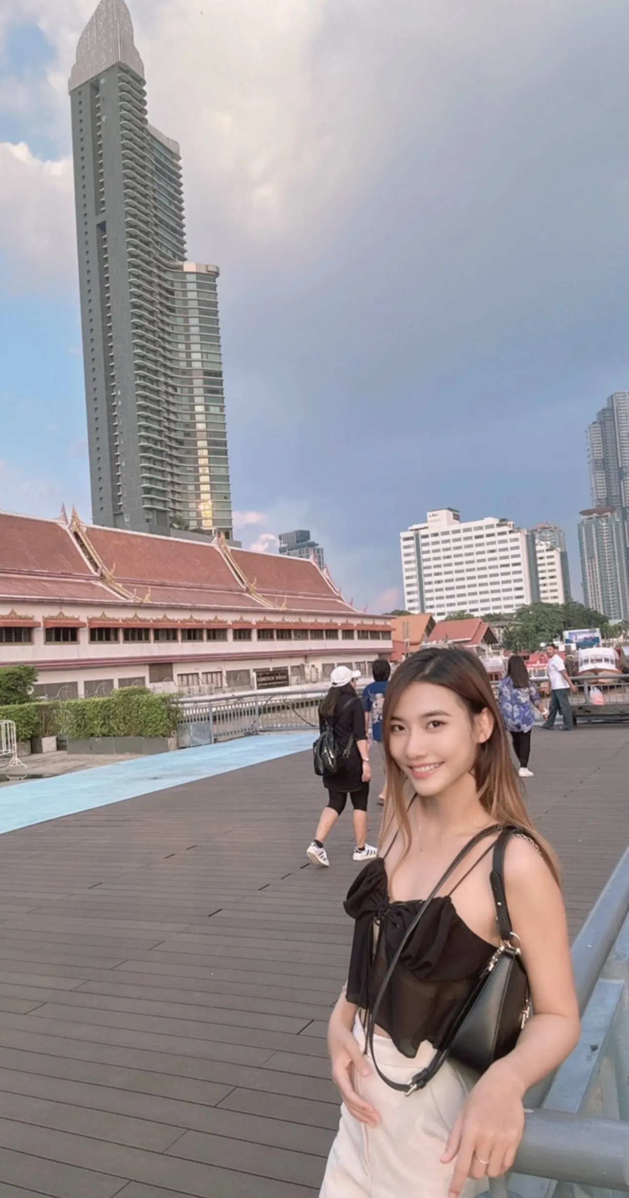 ใบหยก รับงานไซด์ไลน์ Bangkok Khet Thon Buri ตากสิน รูปที่ 3 | NongNong