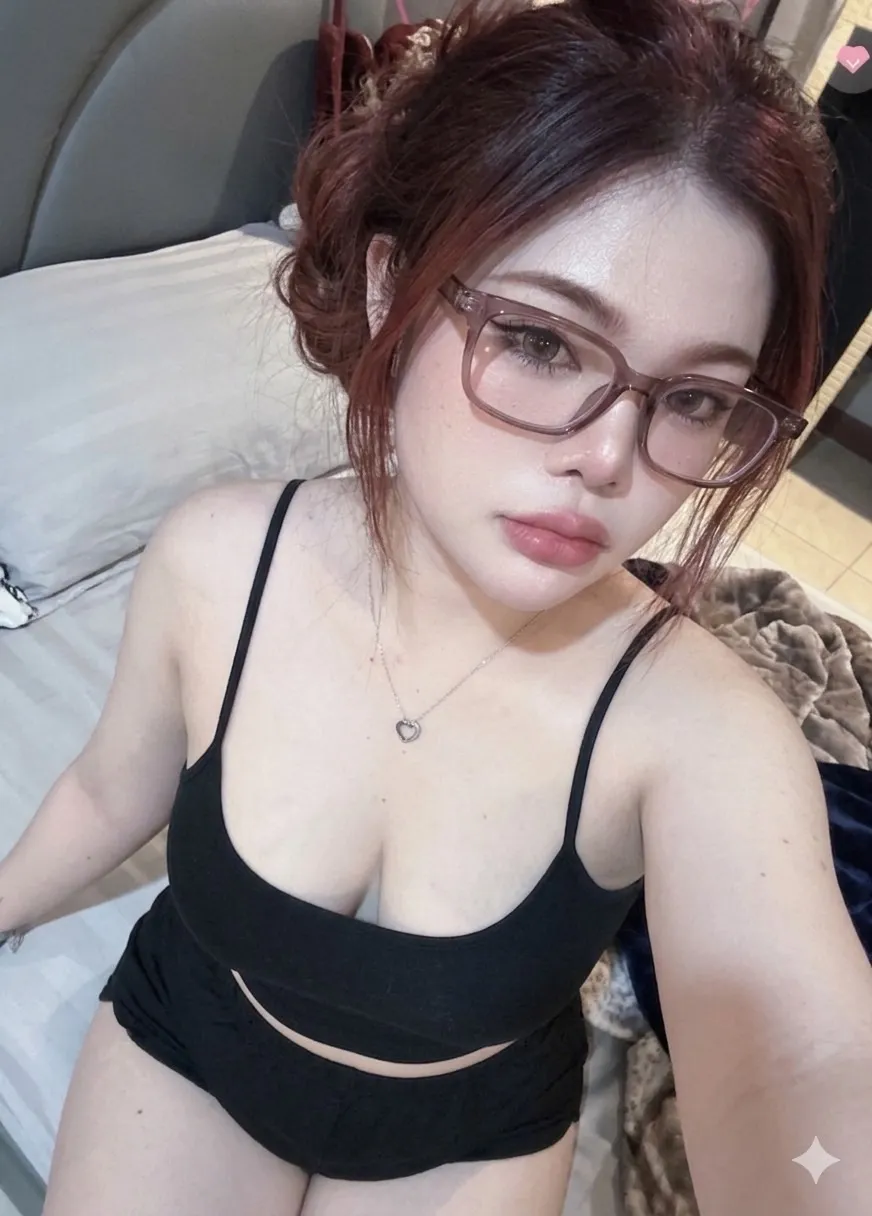 น้องผักชี สาวอวบ รับงานไซด์ไลน์ Nonthaburi Mueang Nonthaburi รัตนาธิเบศร์40 รูปที่ 3 | NongNong